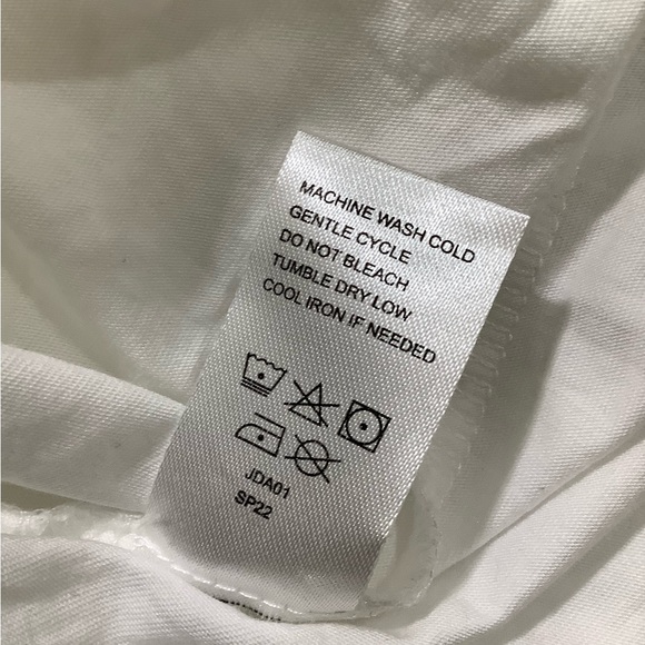 Quince Short Sleeve V-Neck Cotton Modal Tee - Picture 5 of 5